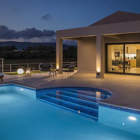 Pinelopi Tria Villa Kounopetra