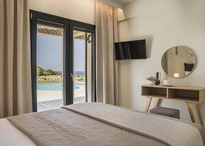 Pinelopi Tria Villa Kunópetra